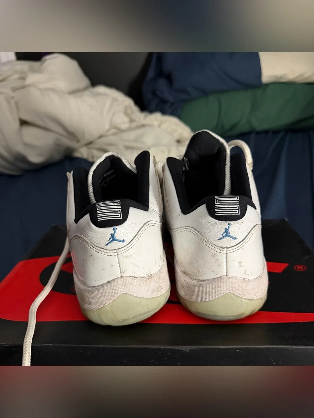 Air Jordan 11 Low Retro Legend Blue Size 10